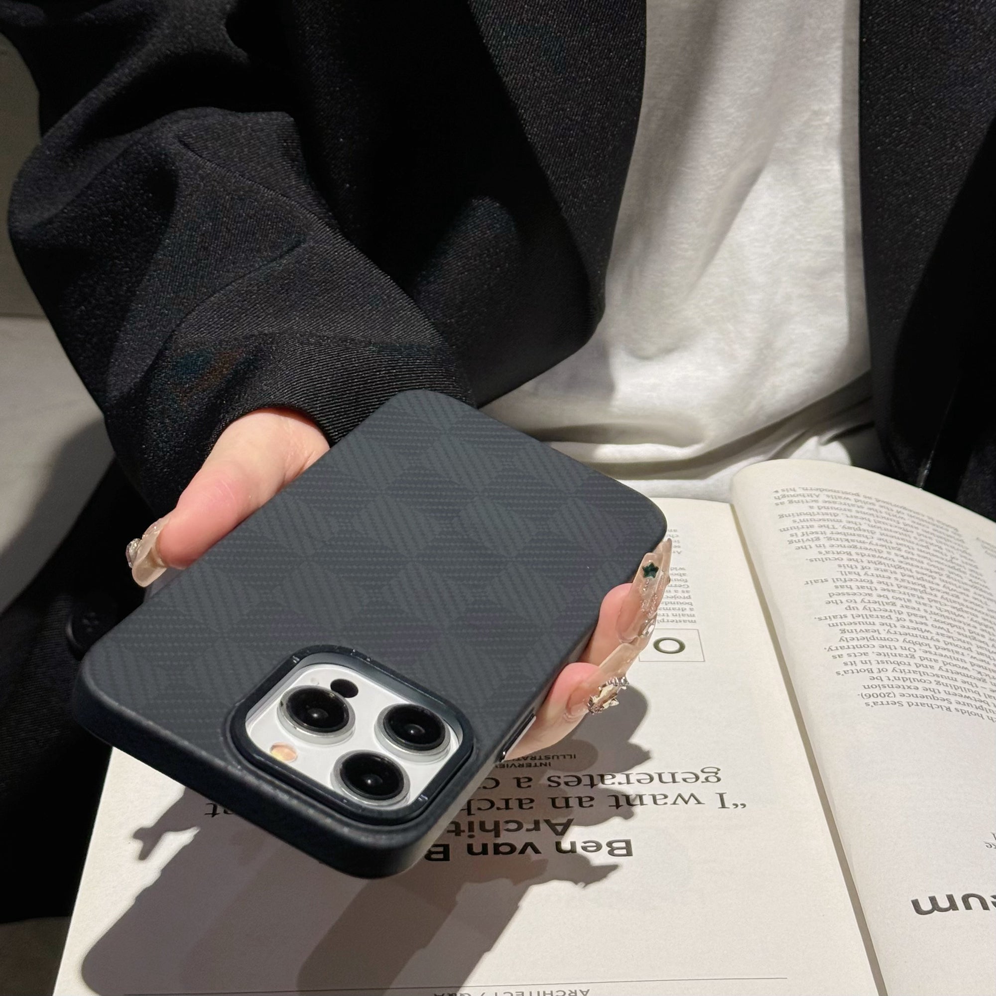 For iPhone 15 Pro Case Hard PC Grid Pattern Anti-Scratch Phone Cover For iPhone 15 Pro Case Hard PC Grid Pattern Anti-Scratch Phone Cover